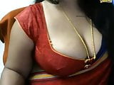 Sexy Telugu aunty boobs on cam with boyfriend